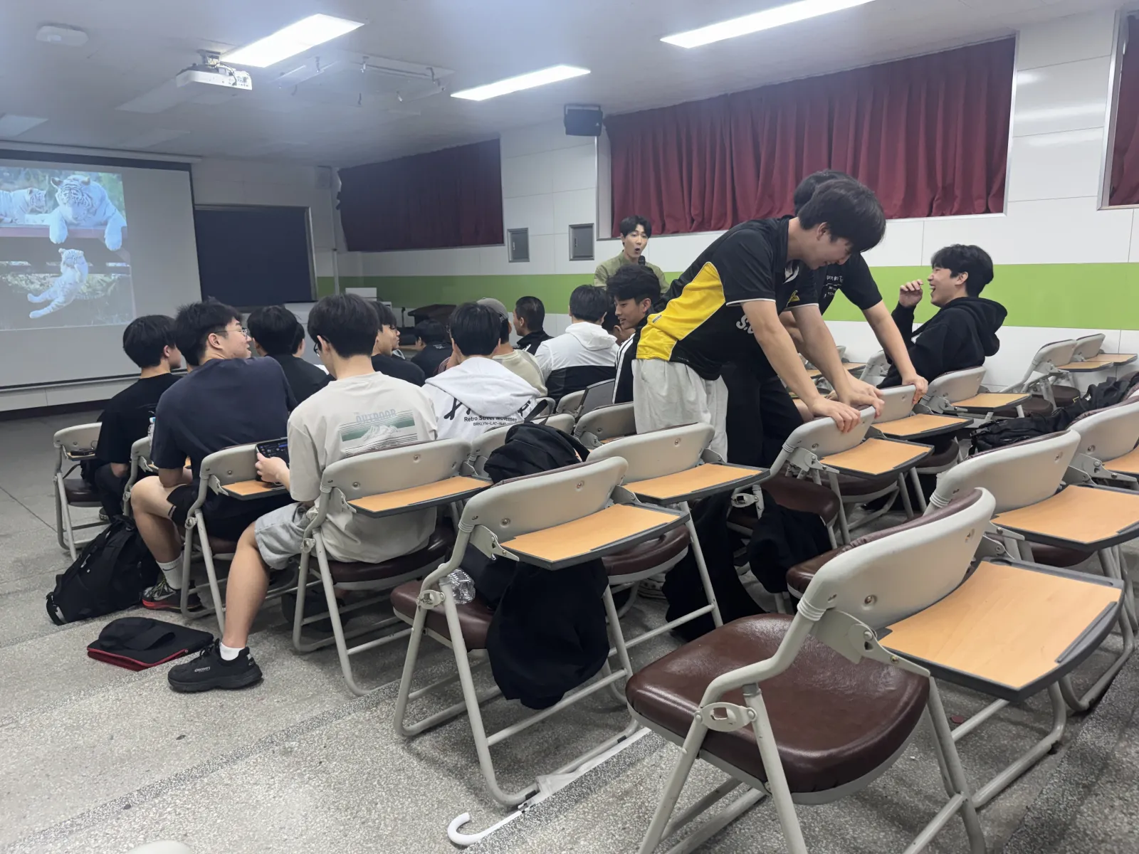 동북고등학교 리더십·팀빌딩 현장 사진 11